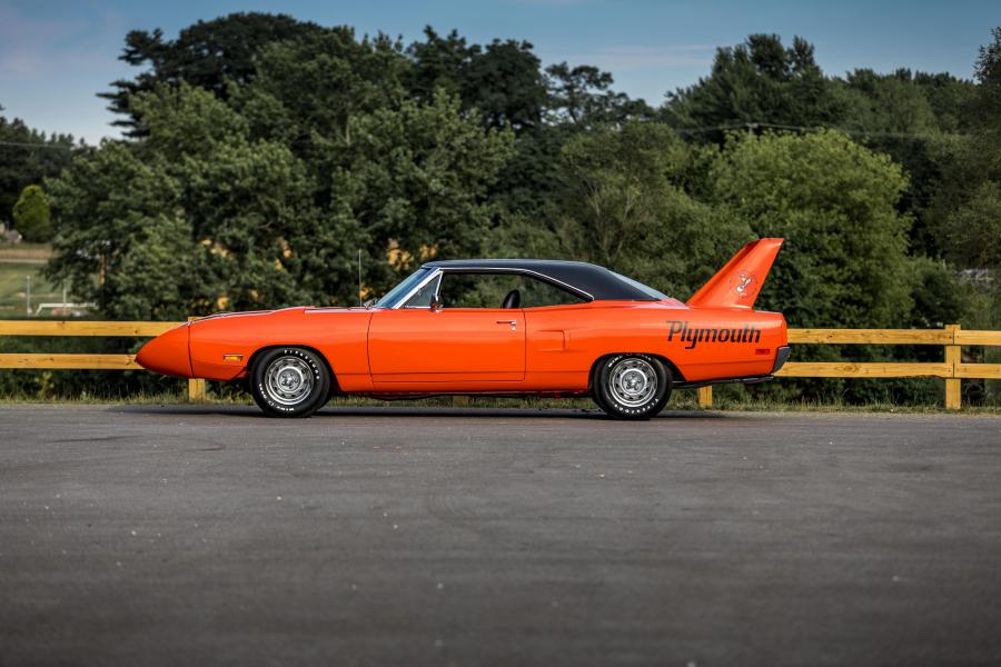  Plymouth Road Runner Superbird 1970 года  (фото 45 из 107)